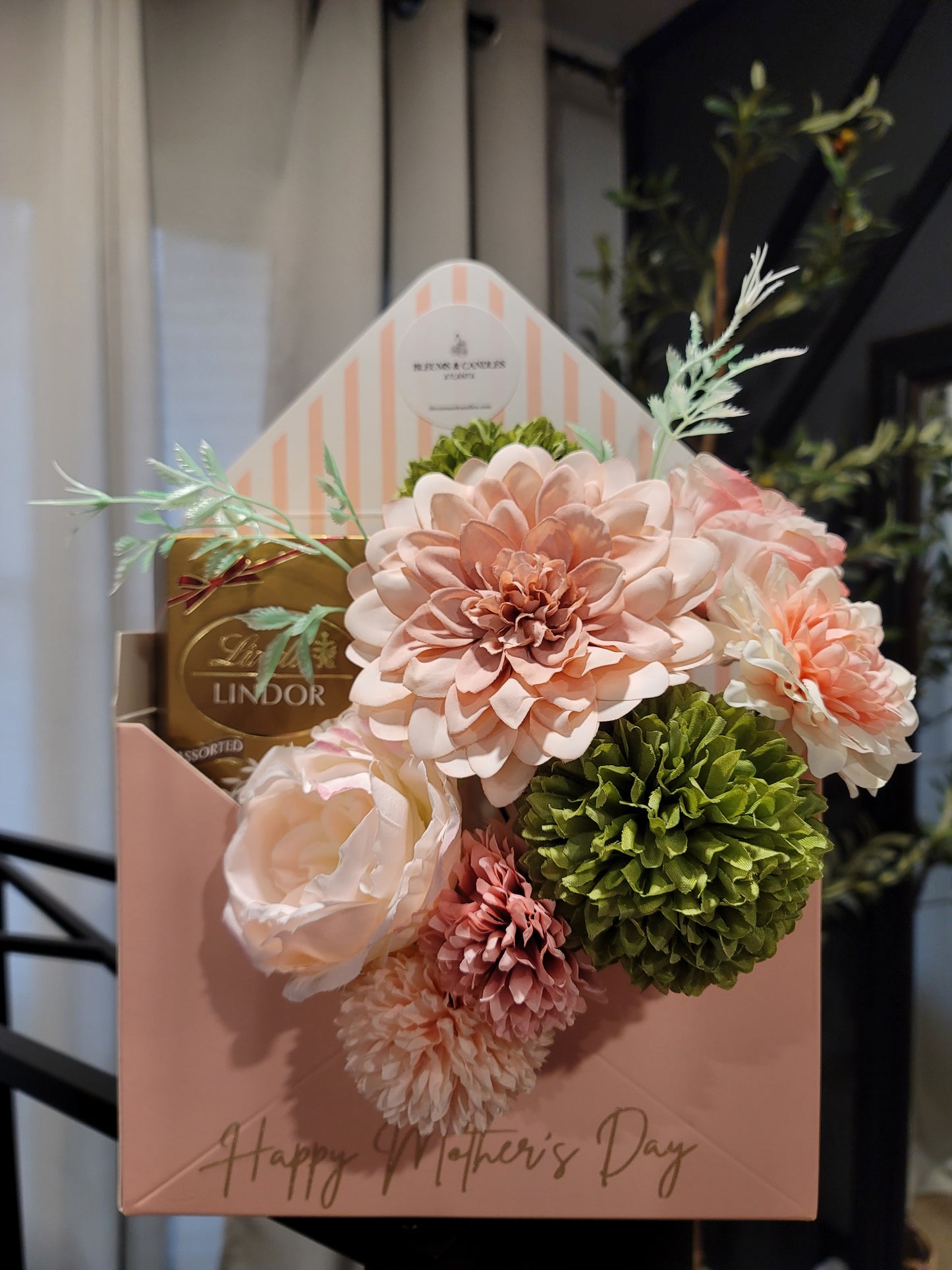 Envelope Flower Bouquet